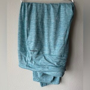 Columbia women’s size 3X leggings with leg and back pocket